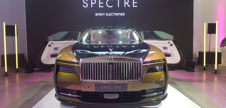 3 mẫu ô tô điện giá bán cao nhất Việt Nam