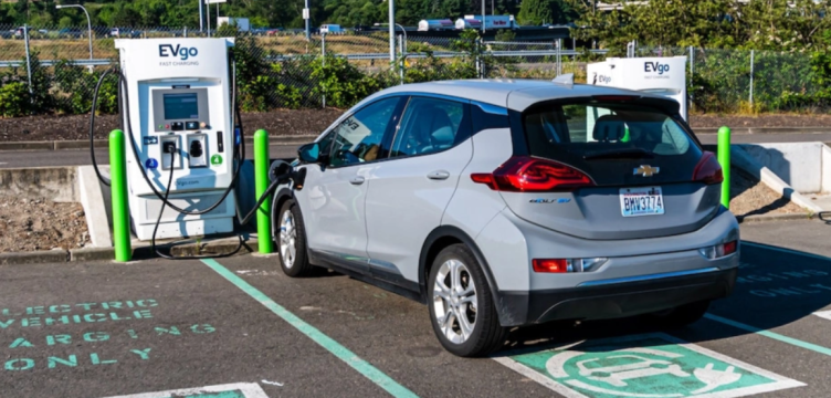 Mạng lưới trạm sạc xe điện Mỹ trên đà tăng vọt
