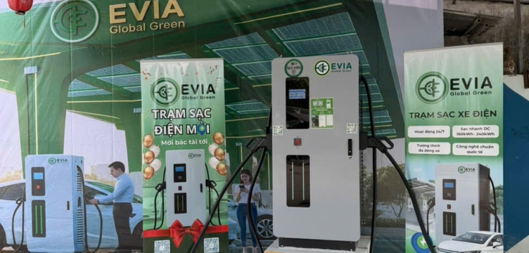 EVIA khai trương trạm sạc nhanh DC 160kW tại TP.HCM, tiếp tục mở rộng hạ tầng xe điện xanh