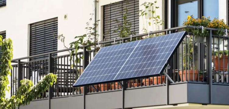 Điện mặt trời ban công “lên ngôi”