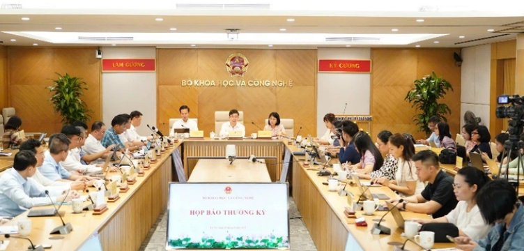 Việt Nam sẽ kiểm soát chặt trụ sạc xe điện