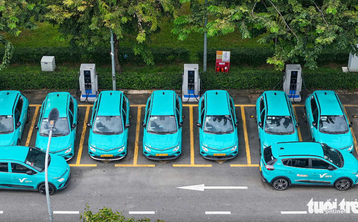 TP.HCM thúc đẩy xây dựng tiêu chuẩn trụ sạc xe điện ở chung cư