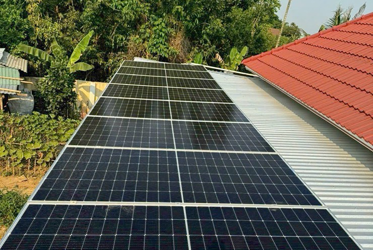 Điện mặt trời ban công “lên ngôi”