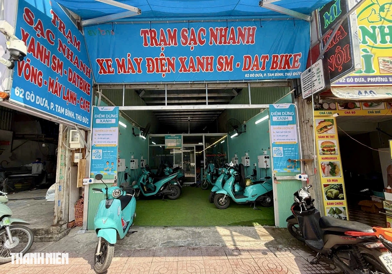 Trạm sạc xe điện 'chill' nhất TP.HCM: Có sân bóng, máy lạnh, lọc không khí.