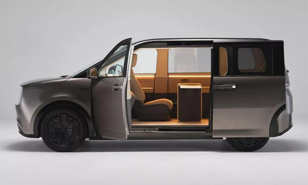 Hãng điện tử Sharp ra mắt xe điện có thể kết nối với tủ lạnh